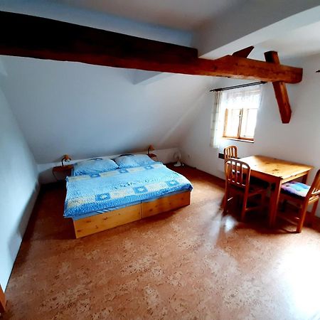 Apartman Roubenka Vsemily Jetřichovice Dış mekan fotoğraf
